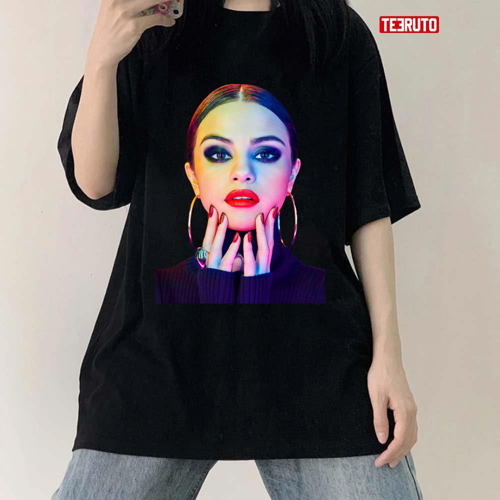 Beautiful Face Selena Gomez Unisex T-shirt