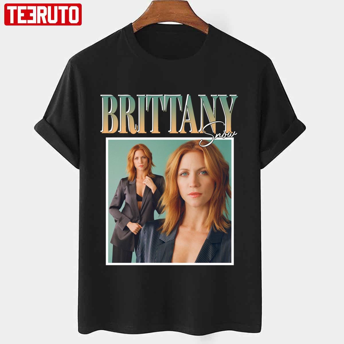 Brittany Snow Pitch Perfect Retro Unisex T-shirt