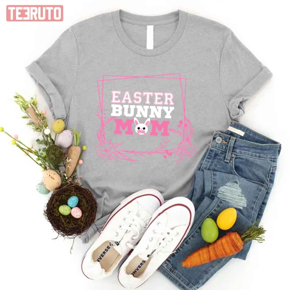 Family Easter Design Easter Bunny Mom Unisex T-shirt - Teeruto