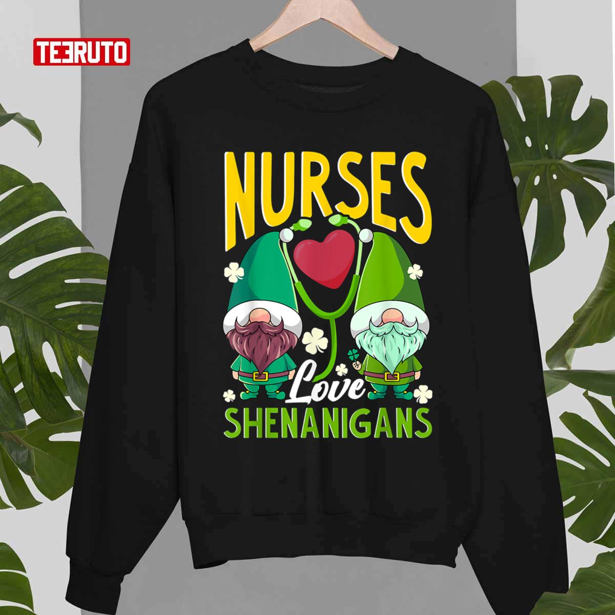 Nurses Love Shenanigans St Patricks Day Nurse Cute Art Unisex T-shirt