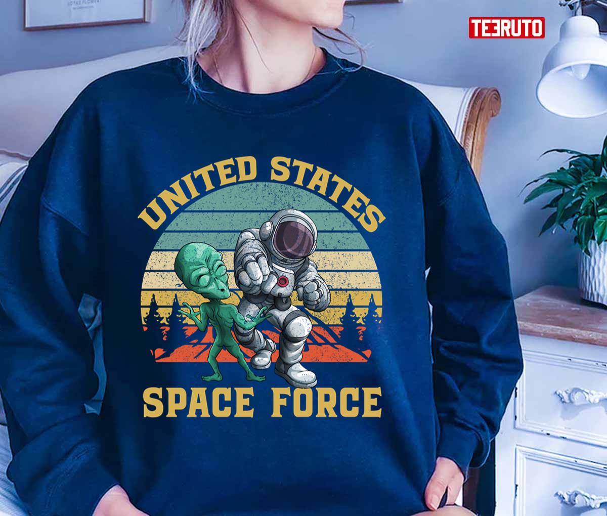 Retro Us Space Force Graphic Vintage Sunset Alien Punch Unisex Sweatshirt