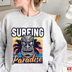 Surfing Paradise Vintage Hawaii Surfing Label Unisex Sweatshirt