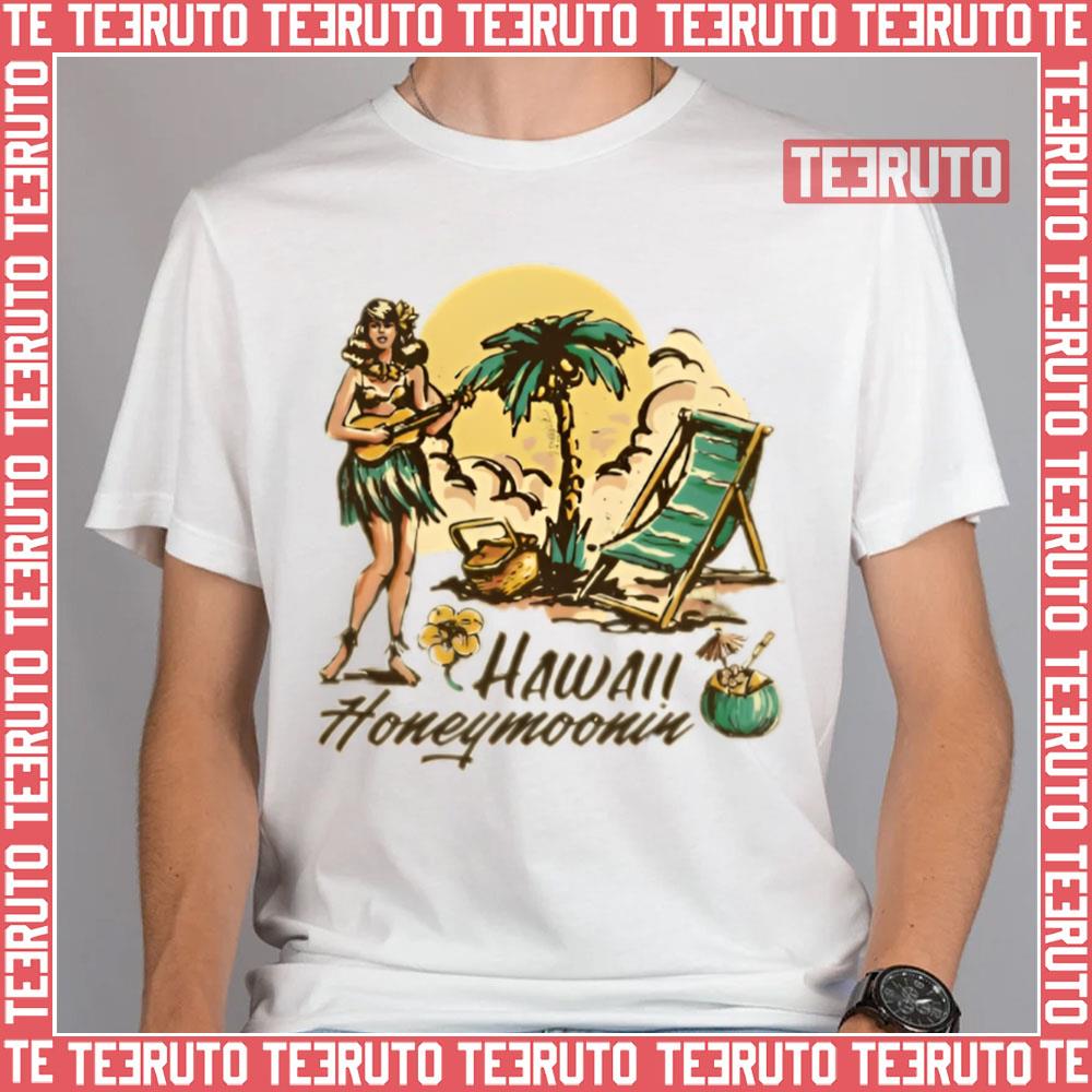 Vintage Hawaii Honeymoon Unisex T-Shirt