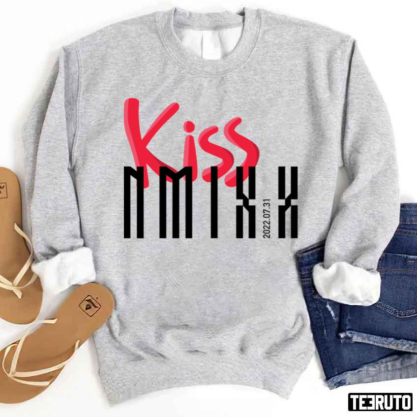 Album Cover Nmixx Kiss Unisex Sweatshirt