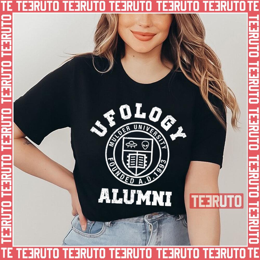 Mulder University Ufology Alumni X Files Unisex T-Shirt