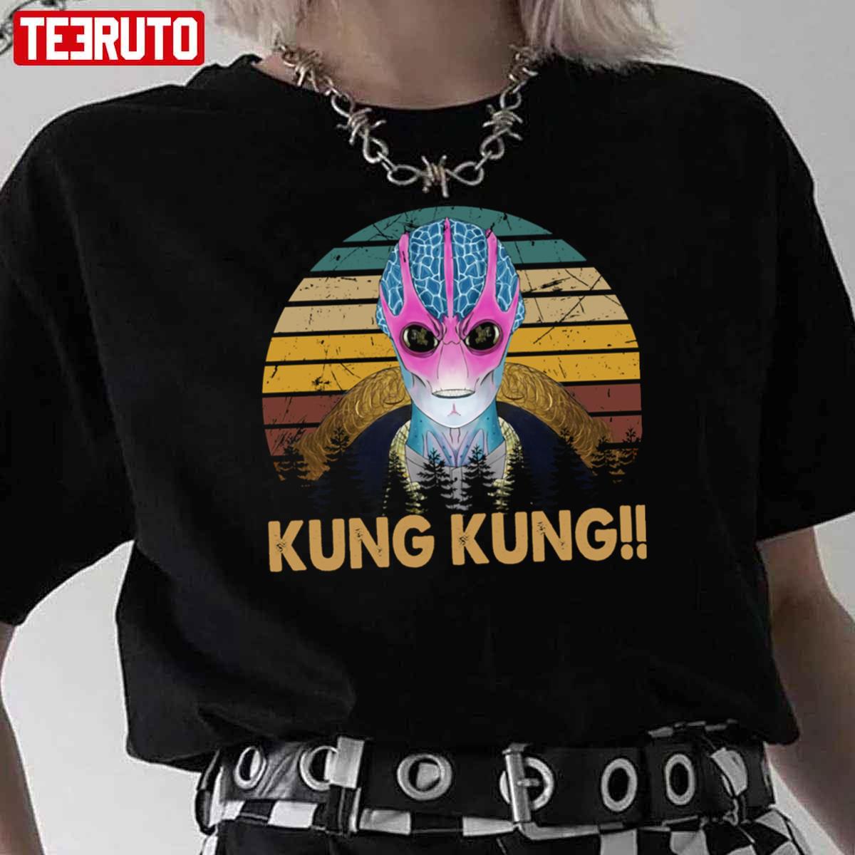 Vintage Kung Kung Resident Alien Design Unisex T-Shirt