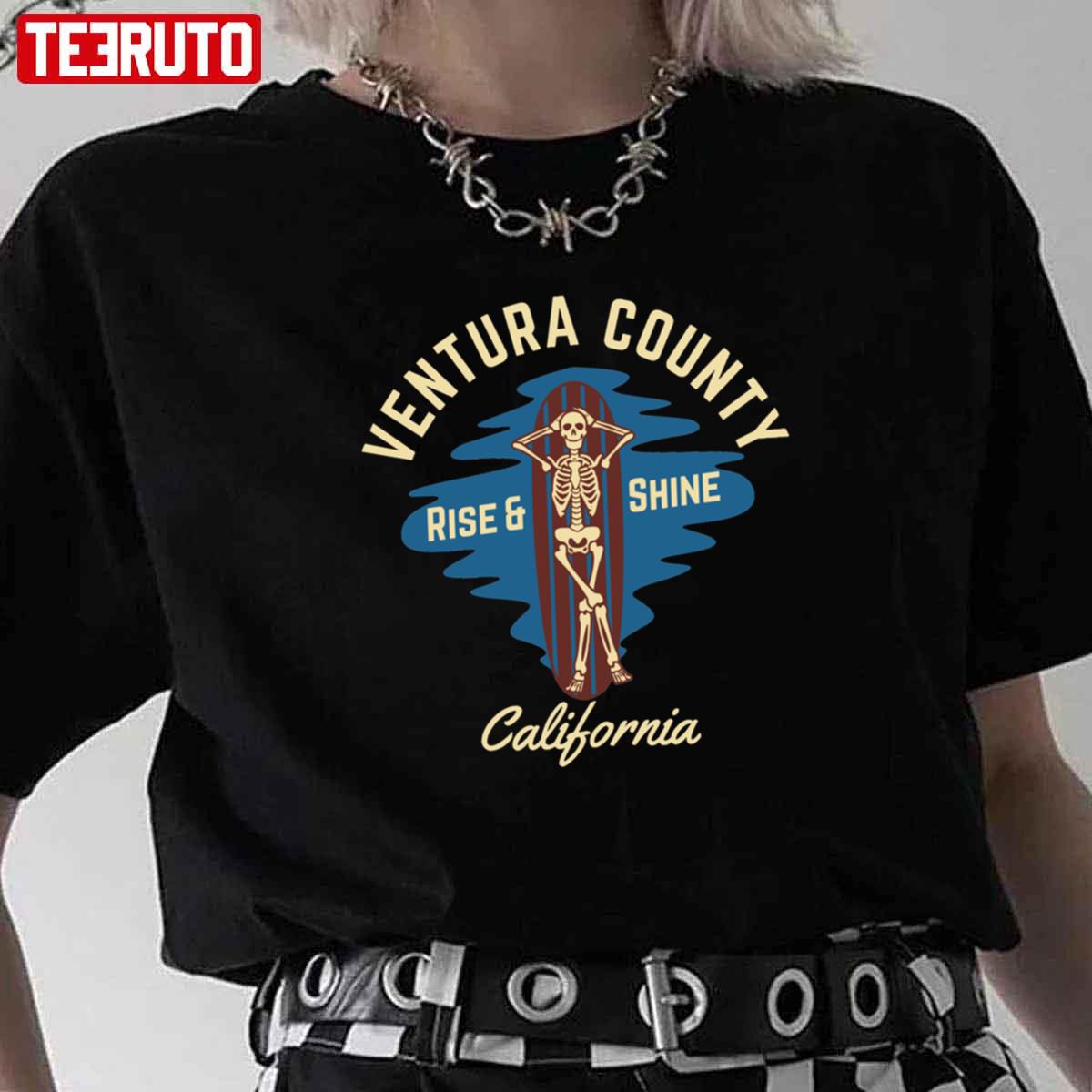 Vintage Style Ventura County California Beige Text Skeleton Surf Unisex T-Shirt