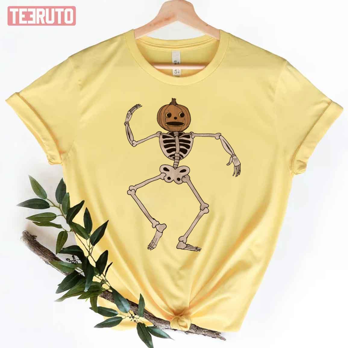 Vintage Otgw Skeleton Over The Garden Wall Halloween Graphic T-Shirt