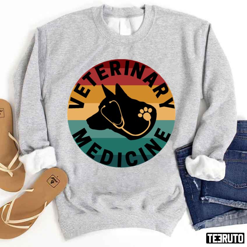 Veterinary Medicine Retro Sunset Unisex Sweatshirt