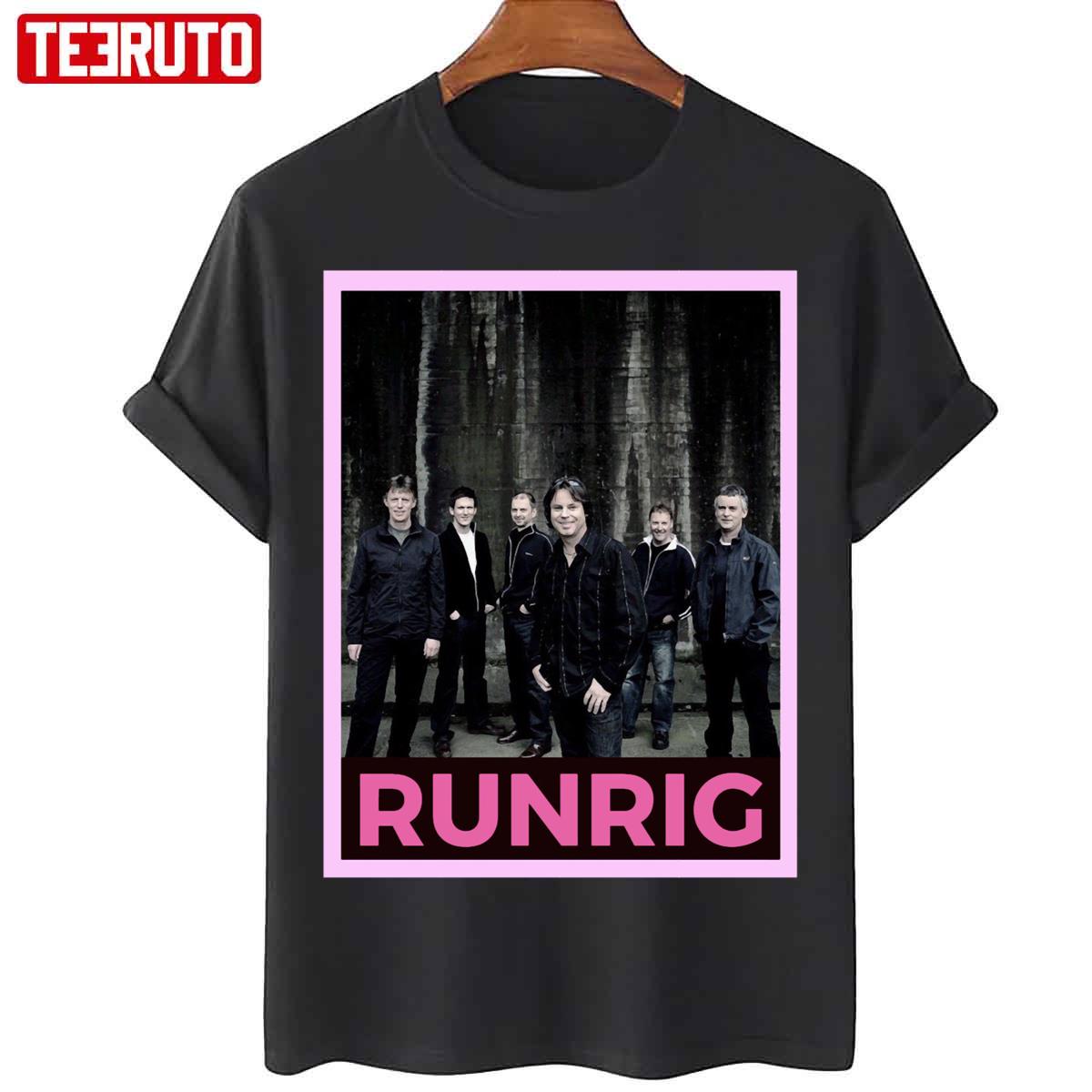 Smiling In Heart Runrig Unisex T-Shirt